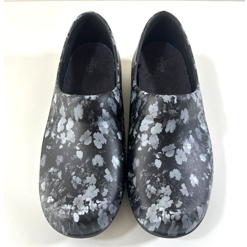 Crocs Women Shoes Size 11 Black & Gray Floral Dual Comfort Nurse Work Clog Mules